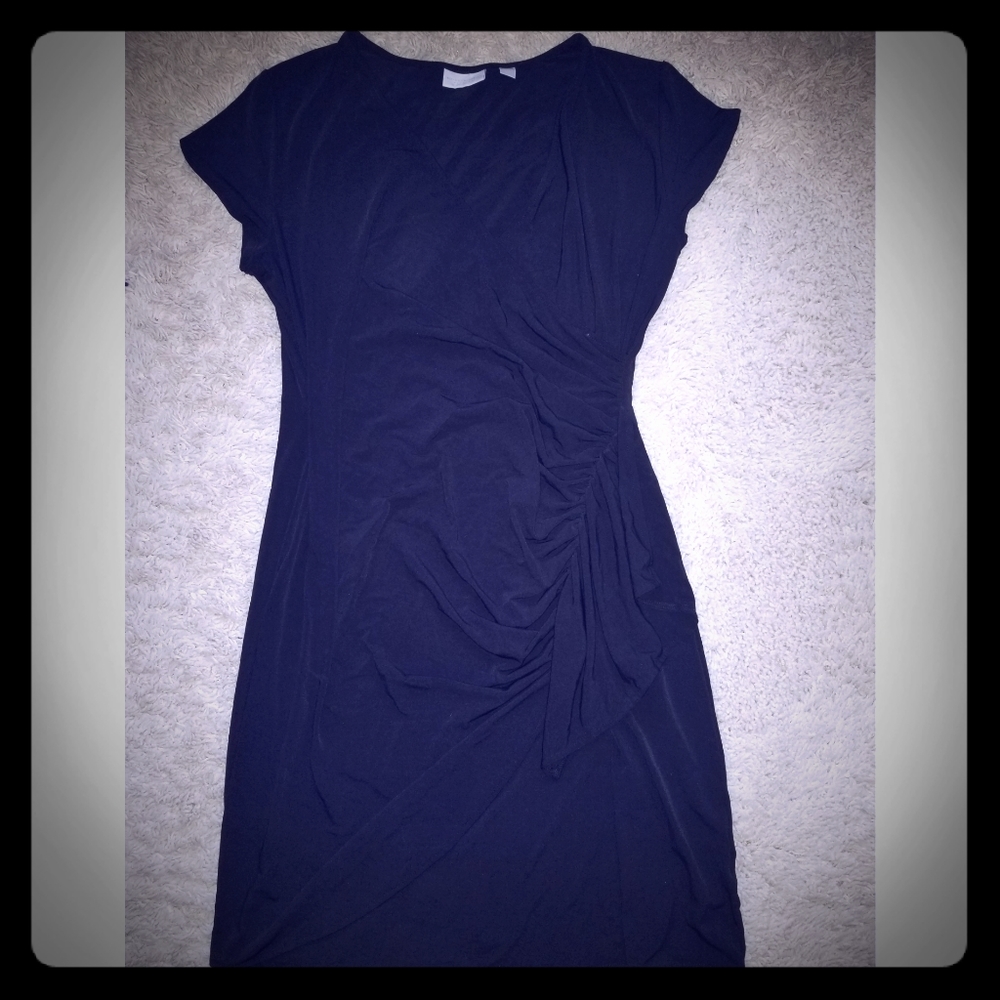 Short sleeve Black dress